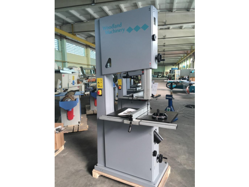  20-12-593 Juostinis siaurapjūklis WOODLAND MACHINERY 700 (na